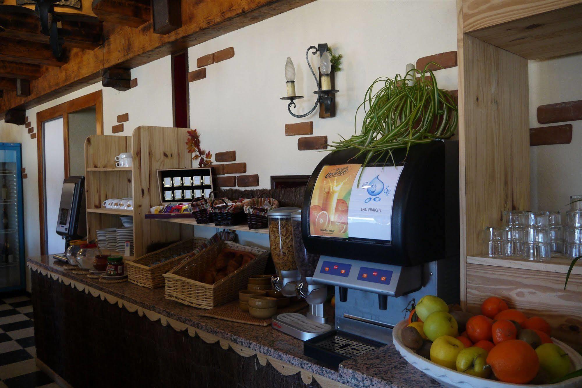 Hotel L'Oustalet Font-Romeu-Odeillo-Via Ngoại thất bức ảnh