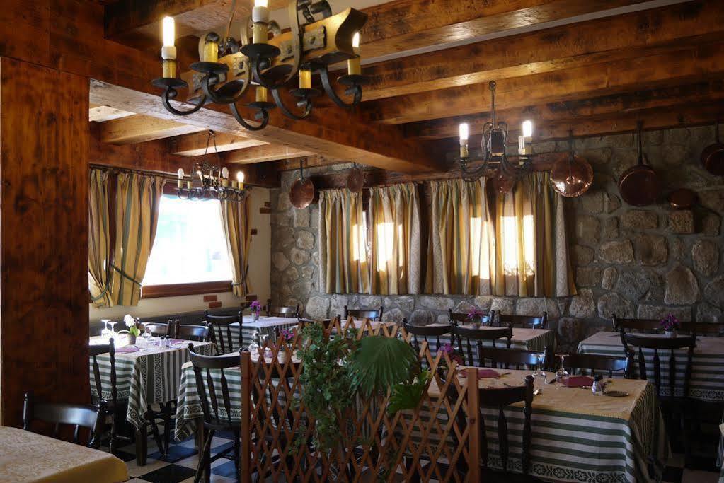 Hotel L'Oustalet Font-Romeu-Odeillo-Via Ngoại thất bức ảnh