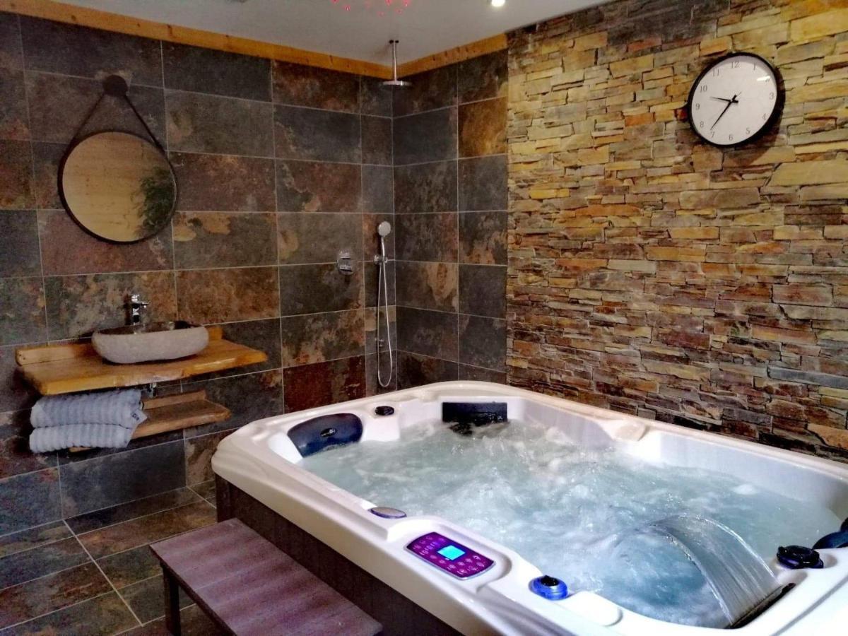 Hotel L'Oustalet Font-Romeu-Odeillo-Via Ngoại thất bức ảnh